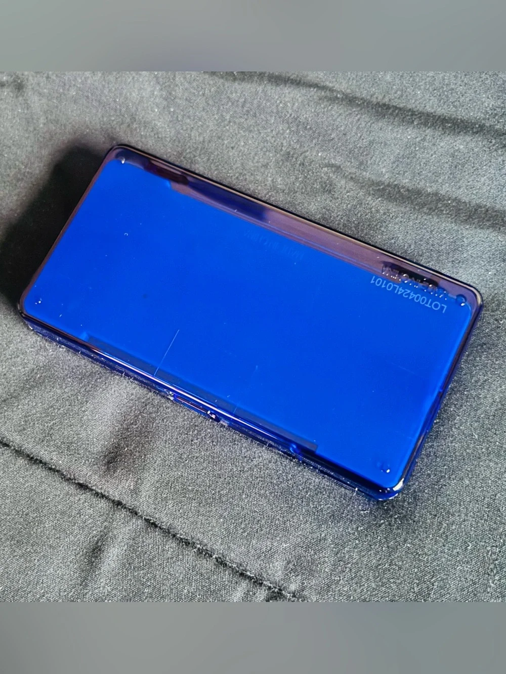 Official Nintendo Luigi DS game case. Includes Megaman Starforce LEO.